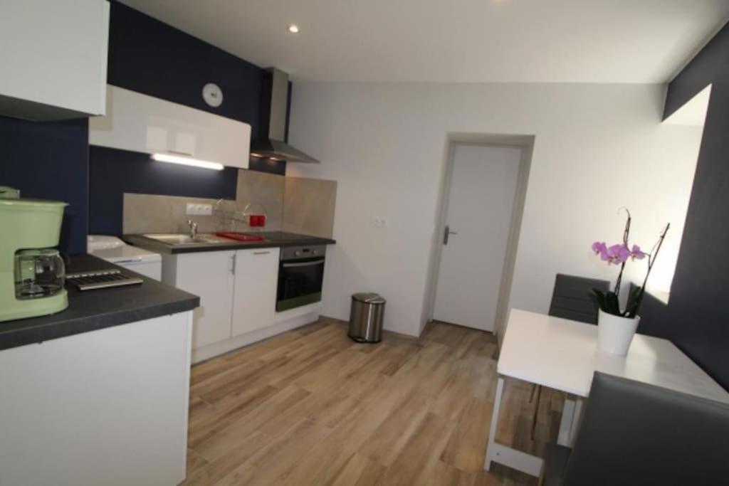 Petit Appartement Confortable Шатобур Экстерьер фото
